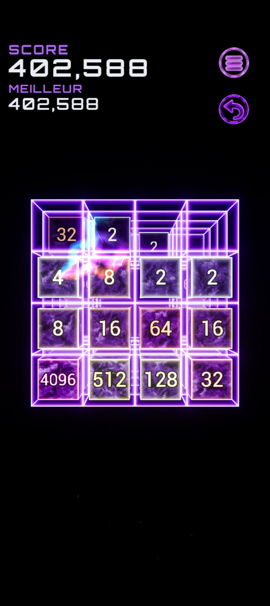 Partie en cours avec le cube Nébuleuse et le thème améthyste